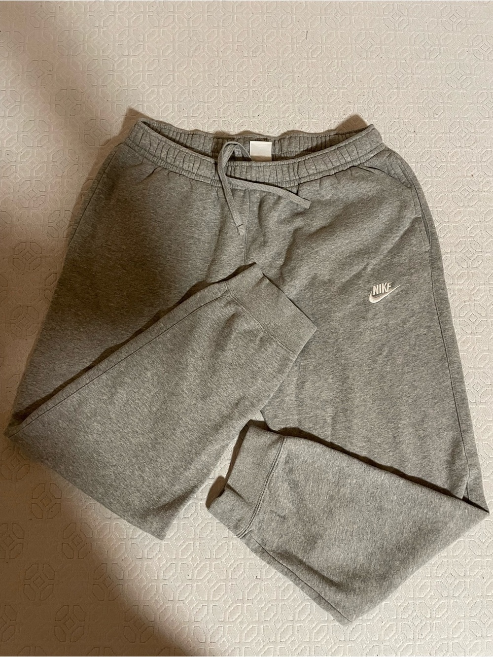 Nike Men’s L Gray sweat Jogger Bottoms